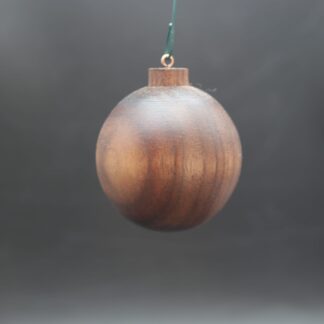 Christbaumkugel, amerikanische Nuss